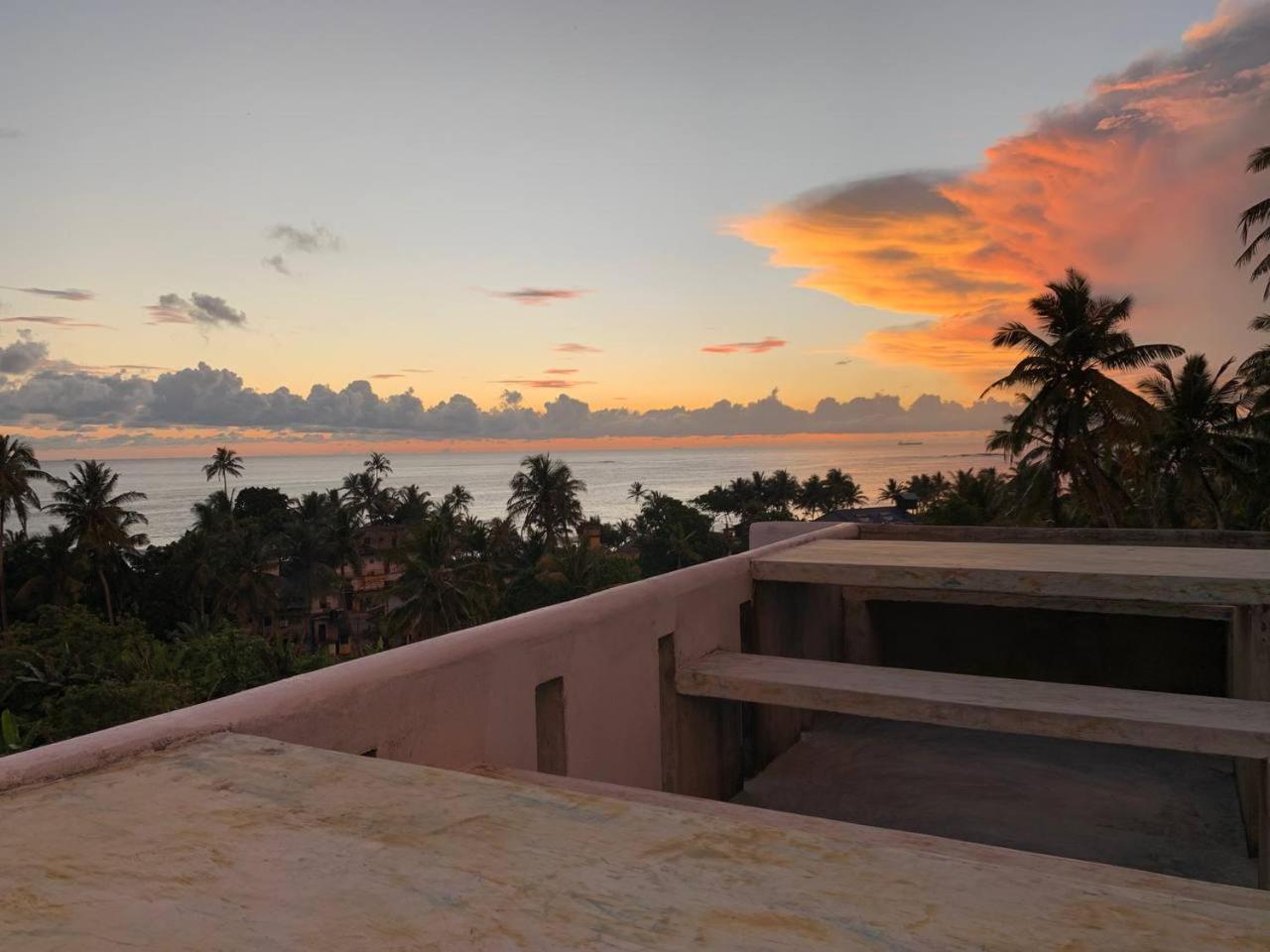 Апартаменты Arcadia Ocean View Унаватуна Экстерьер фото